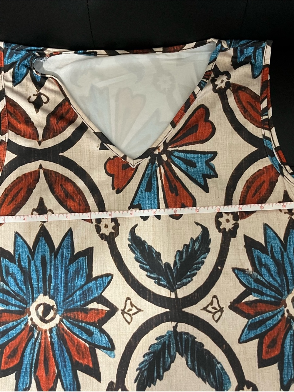 Sleeveless V-Neck Maxi Dress in Red, Blue & White Floral Print - Picture 4 of 8